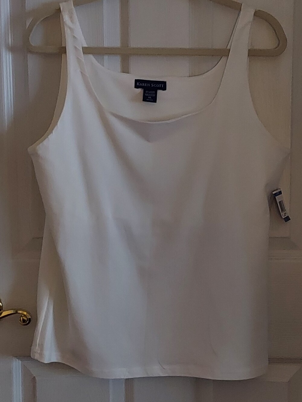 NWT Karen Scott Scoop Neck Tank Top